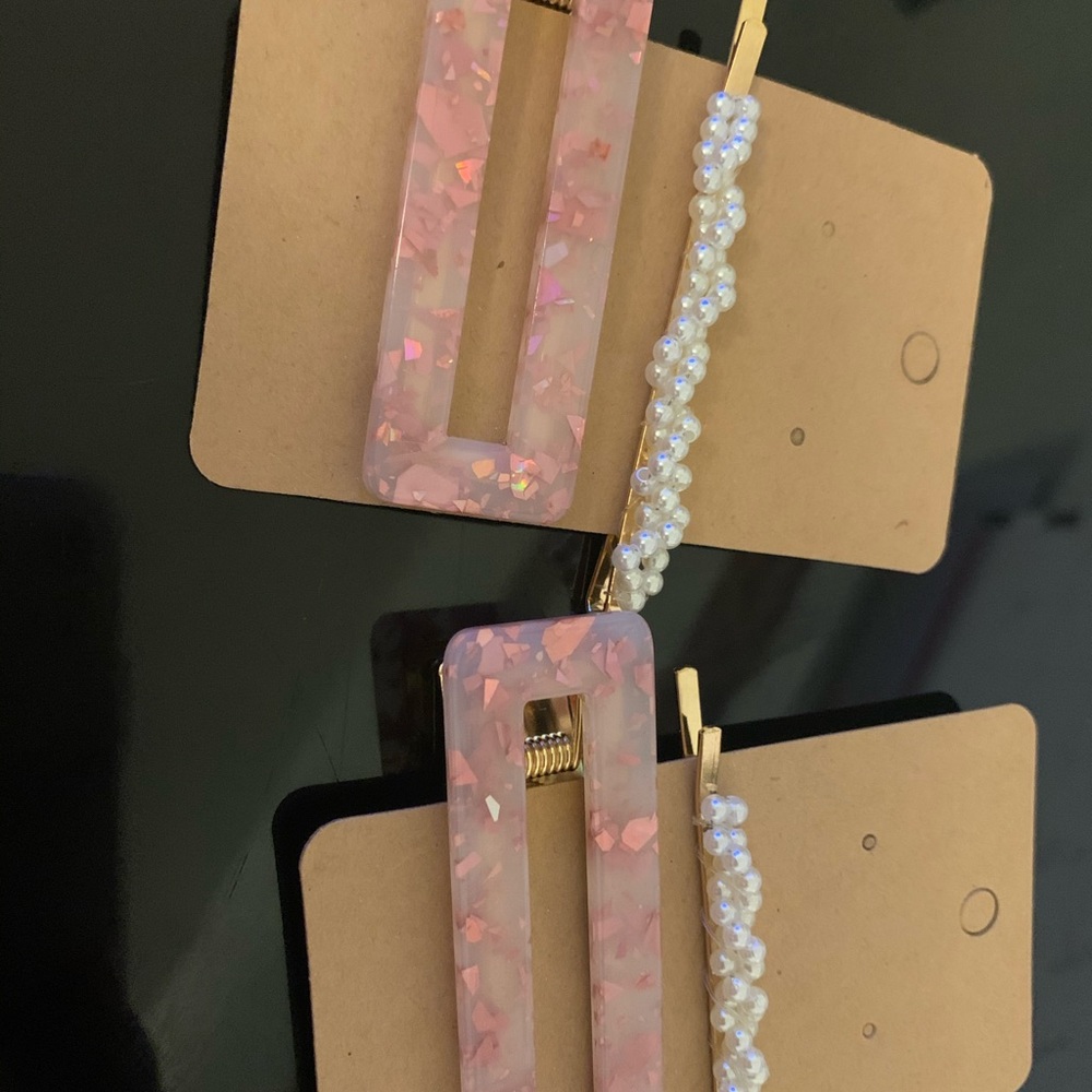 Hair clips - Picture 2 of 8